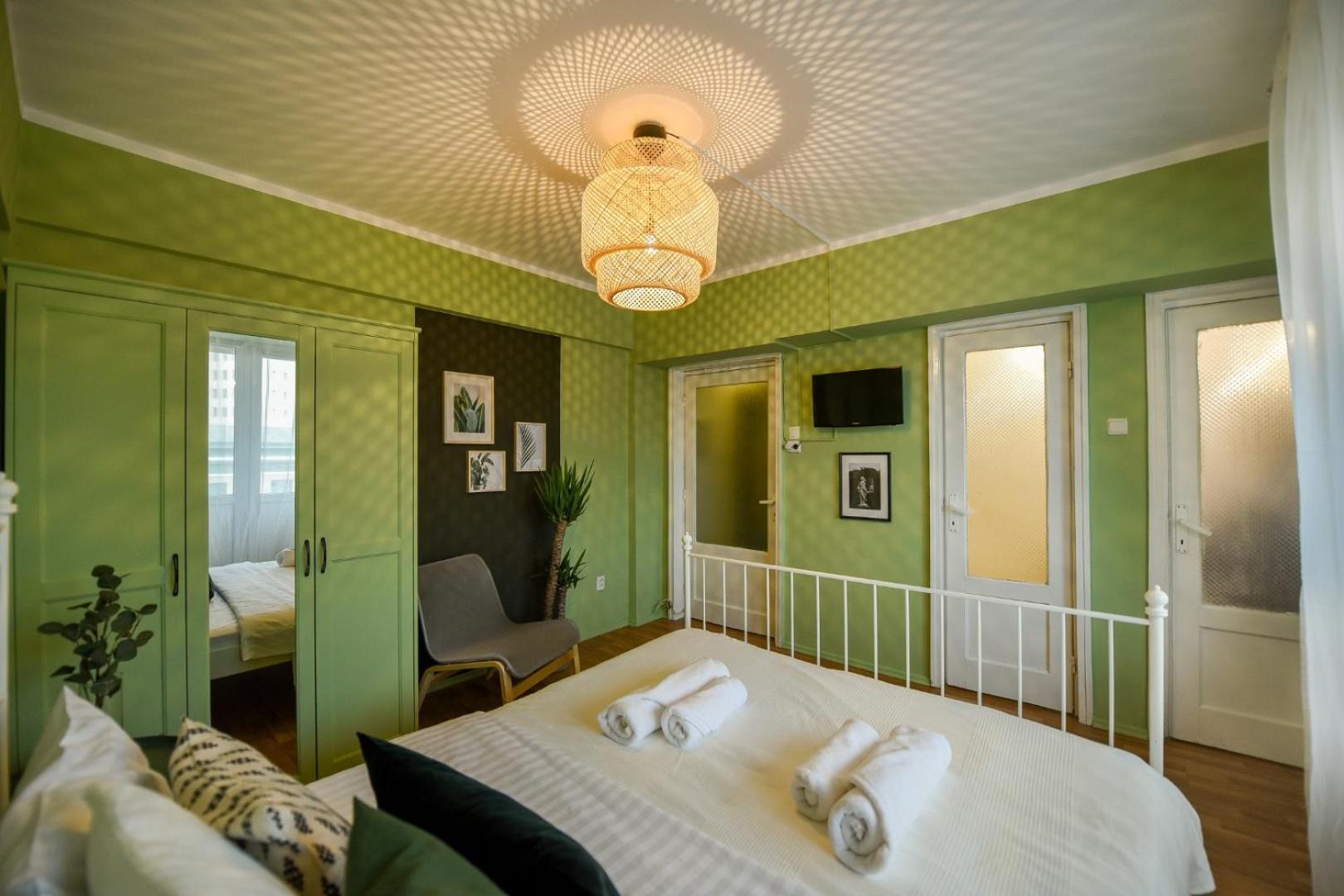 Chic Accommodation With Breathtaking Views Over Calea Victoriei - Your Central Heaven Bucureşti Ngoại thất bức ảnh