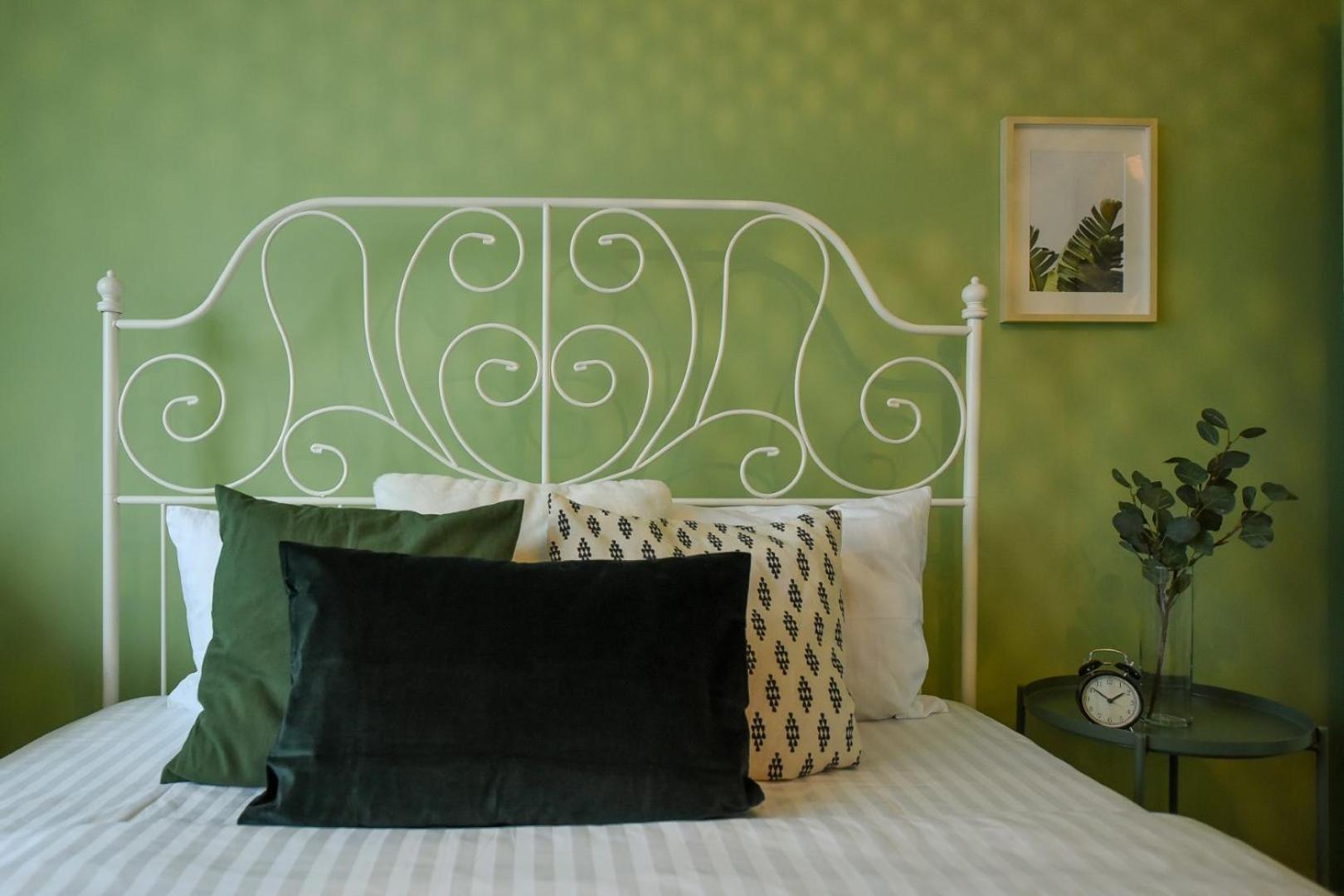 Chic Accommodation With Breathtaking Views Over Calea Victoriei - Your Central Heaven Bucureşti Phòng bức ảnh