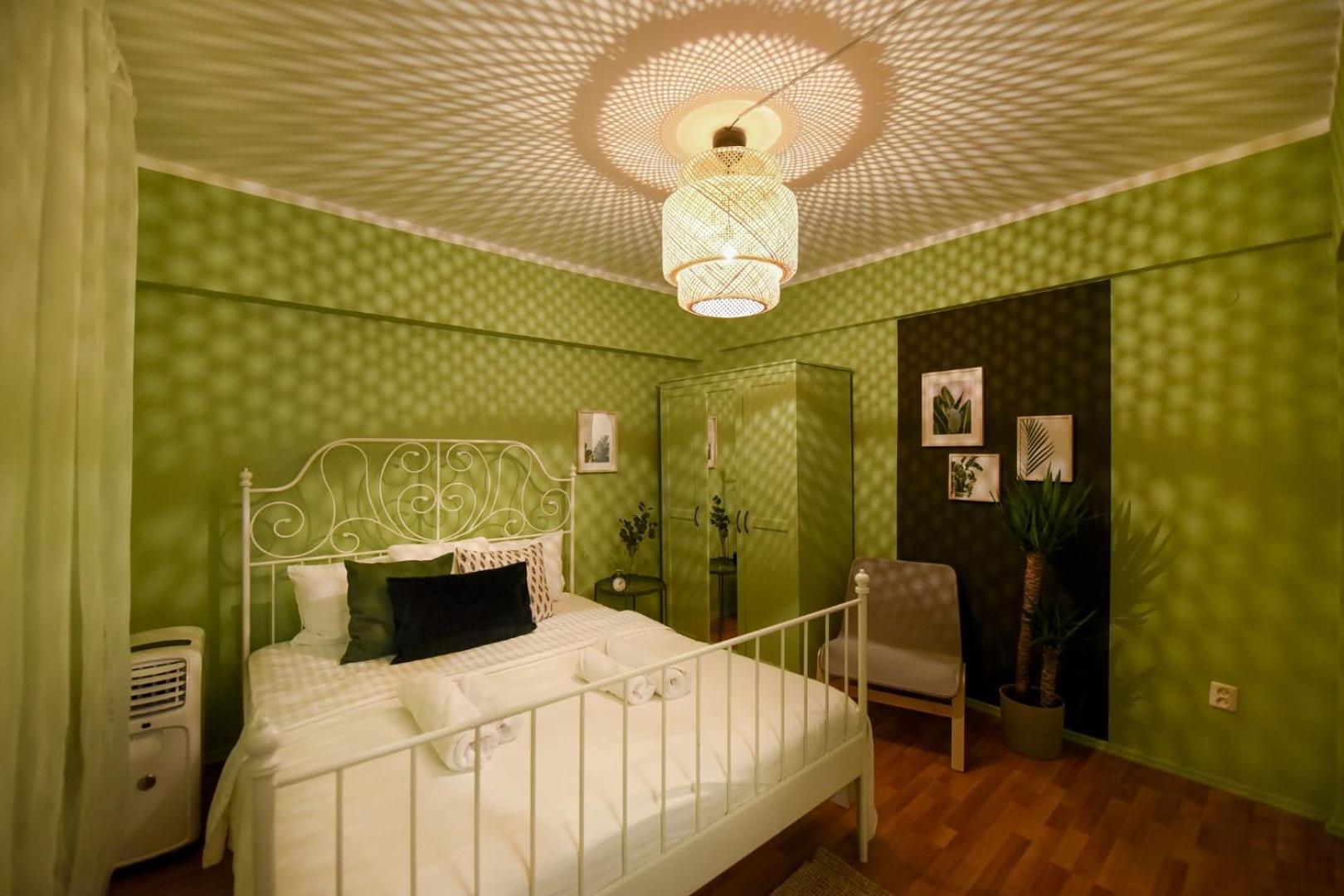 Chic Accommodation With Breathtaking Views Over Calea Victoriei - Your Central Heaven Bucureşti Phòng bức ảnh